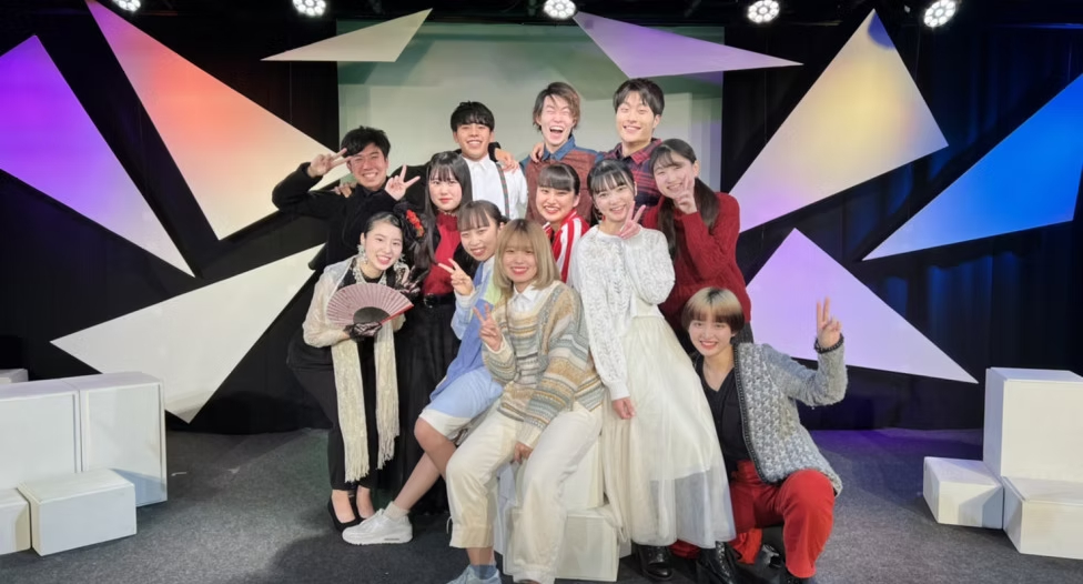 UNlock schoolの舞台の様子